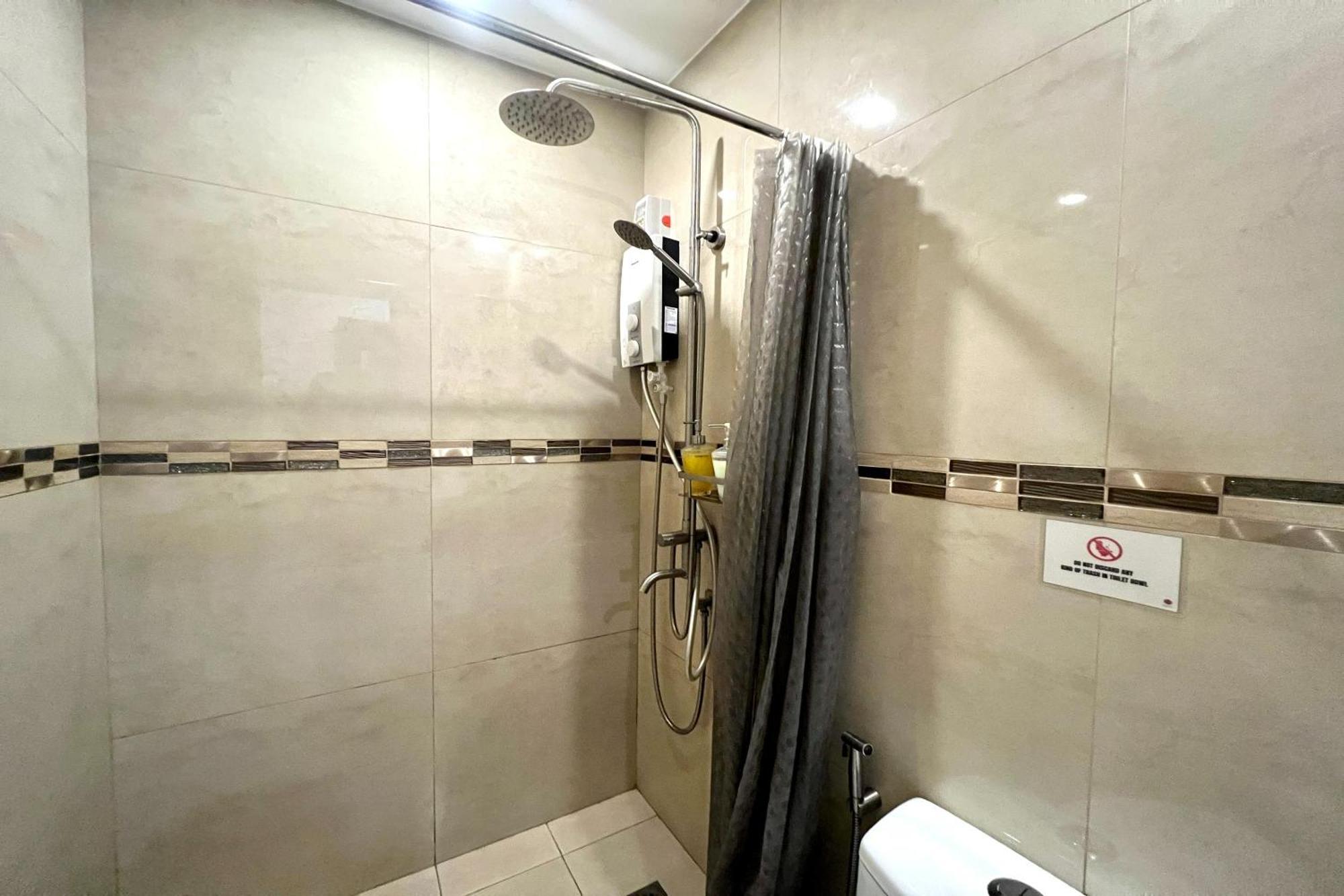 Khotel Near T3 Airport ปาไซ ภายนอก รูปภาพ